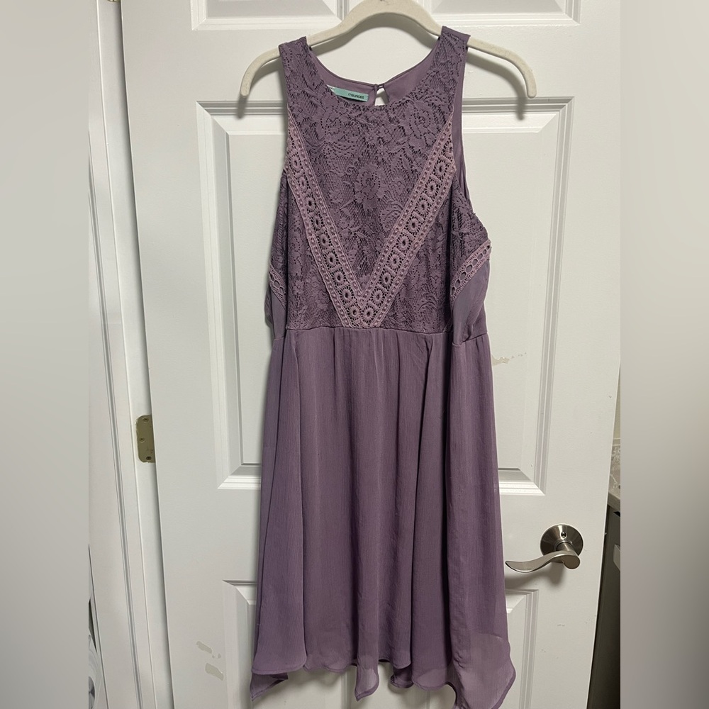 Lavender Lace Sleeveless Dress